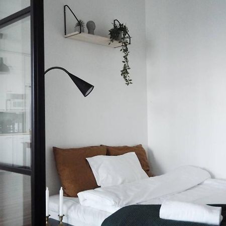 "Hatanpaeae" - Renovated 1Br Apartment In Historical Building & Central Location Tampere Extérieur photo